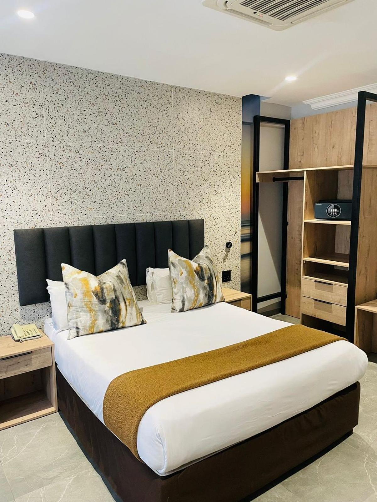 Pavilion Hotel Дурбан Экстерьер фото