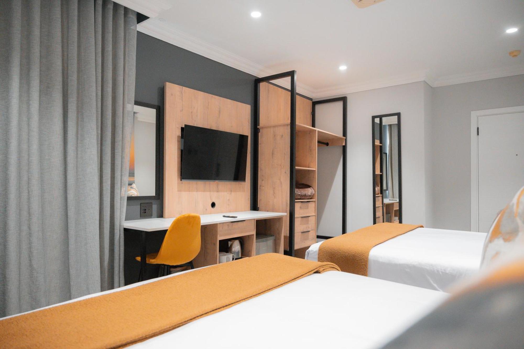 Pavilion Hotel Дурбан Экстерьер фото